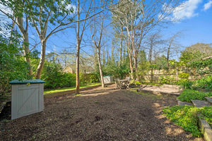 Photo 23- click for photo gallery